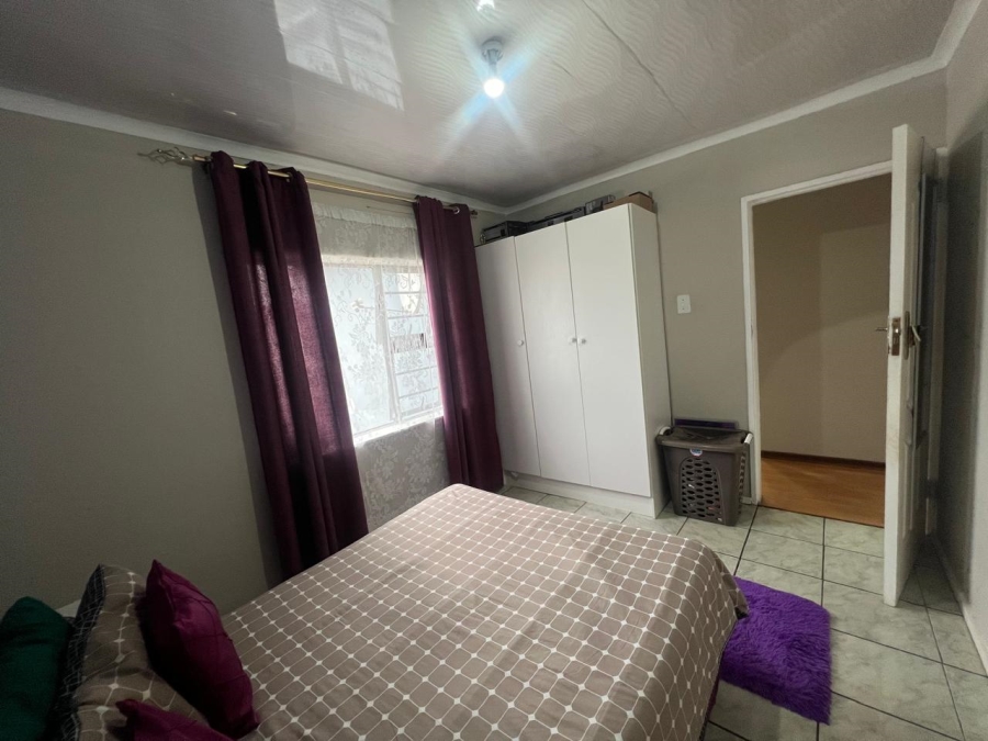 3 Bedroom Property for Sale in Booysens Park Eastern Cape